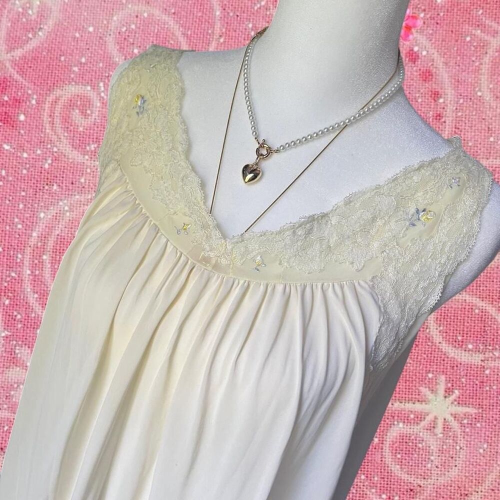 Butter Yellow Long Lace Nightgown with Floral Embroidery